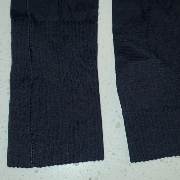 Lululemon Restless Pullover Crewneck Thumbholes Midnight Navy Womens Size 2 NWT - Picture 8 of 16
